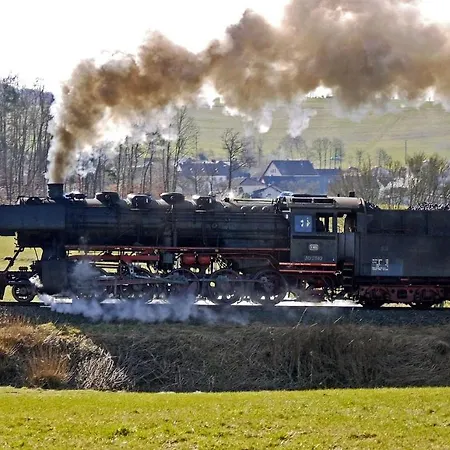 Himmel Un ääd Im Lützinger Süden - Brohltal Rhein Eifel Ahr Ortsteil Ruhige Randlage *